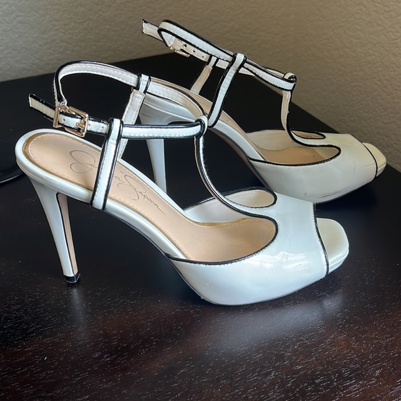 Jessica Simpson Wmns 8.5 heels - Picture 3 of 5